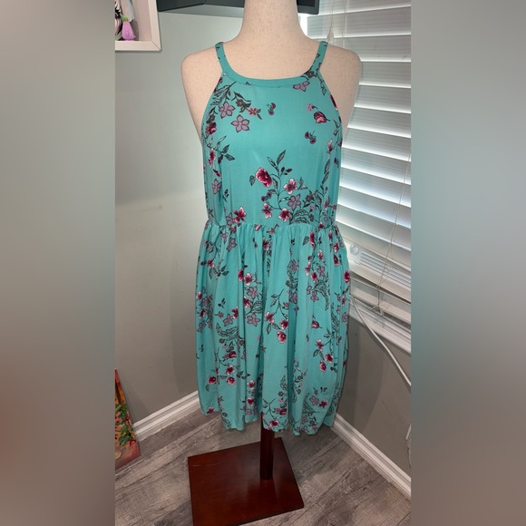 Torrid Midi Challis High Neck Floral Hi Low‎ Dress - Picture 2 of 6